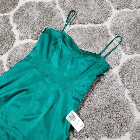 SOLD Forever 21 Emerald Sateen Mini Dress Small - Picture 2 of 8